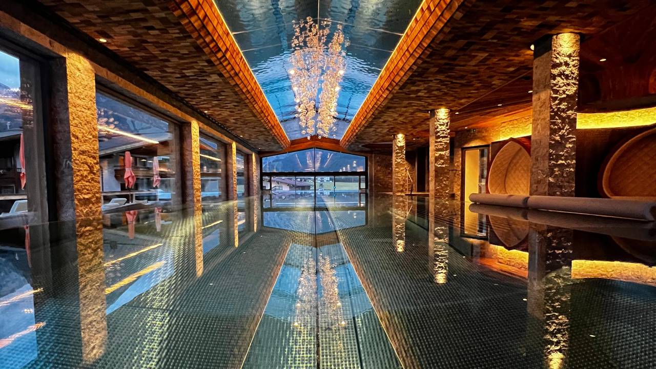 Infinity Pool Verwöhnhotel Kristall in Pertisau am Achensee