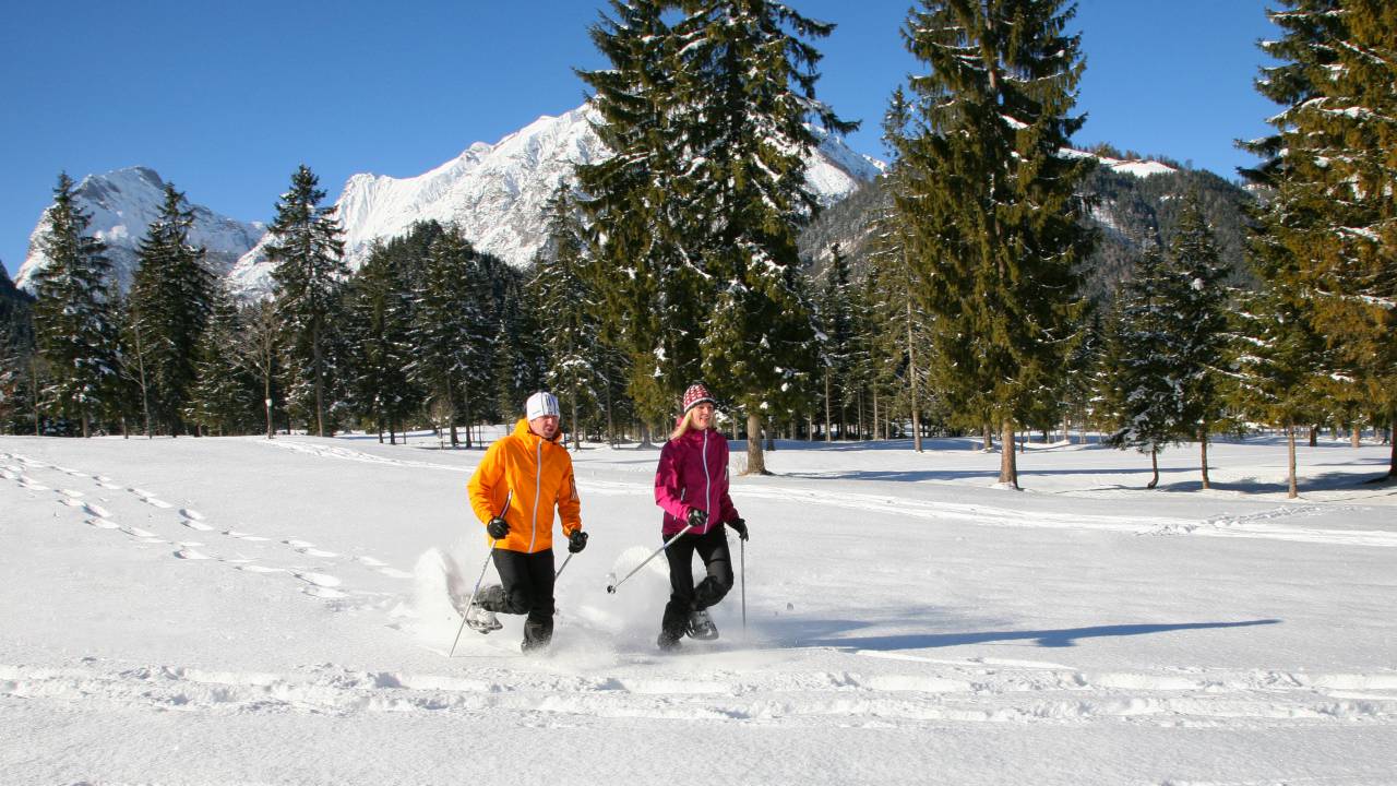 Schneeschuhwandern am Achensee