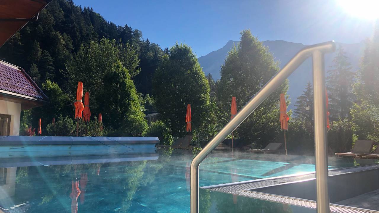 Kristall Freischwimmbecken im Verwöhnhotel Kristall in Pertisau am Achensee