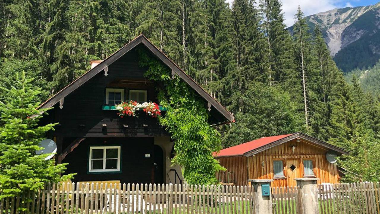 Chalets Grossmitt Wohnbereich mit Küche