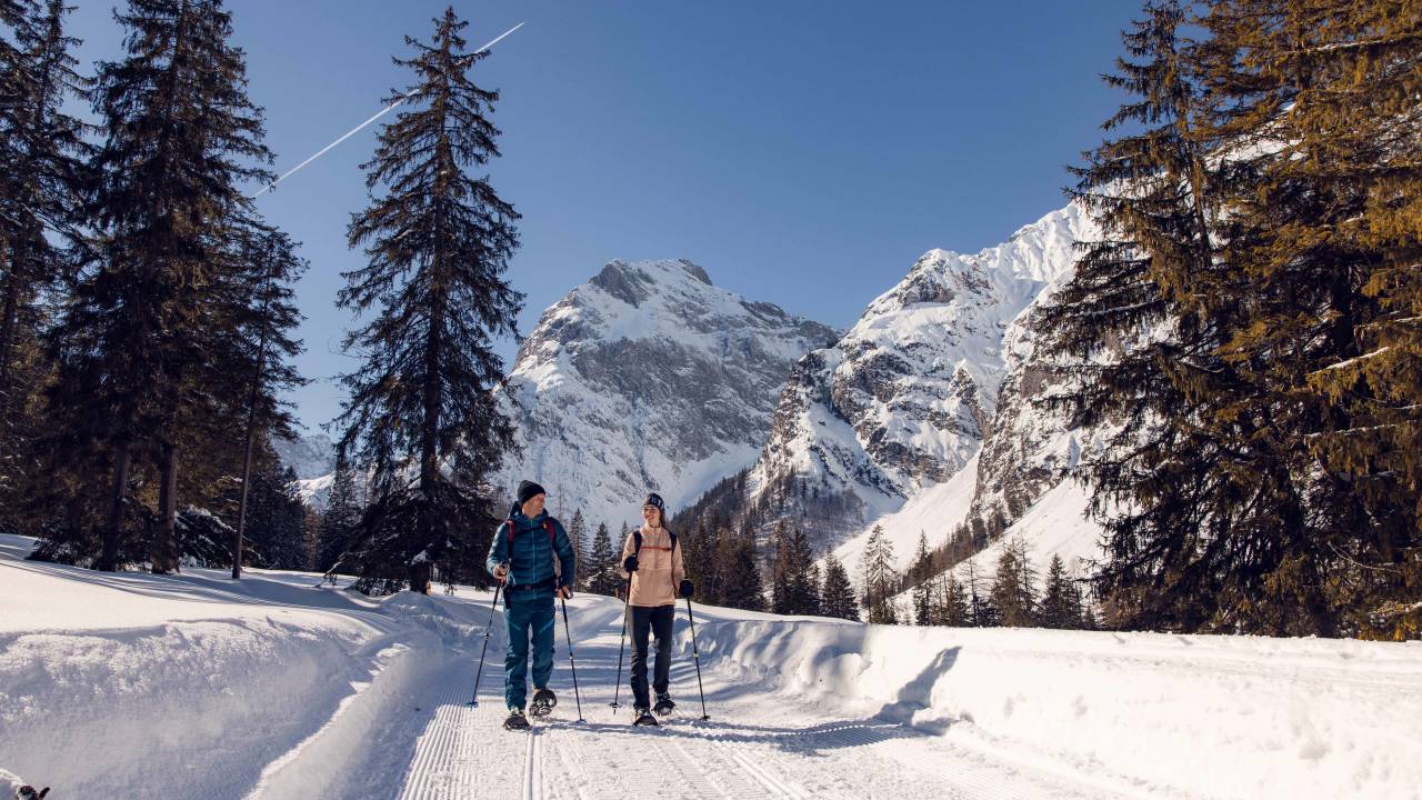 Schneeschuhwandern am Achensee